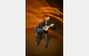 Envie de danser, de s'amuser, de partager ? Notre nouvelle saison 2025/2026 vous attend avec des cours pour tous les niveaux !